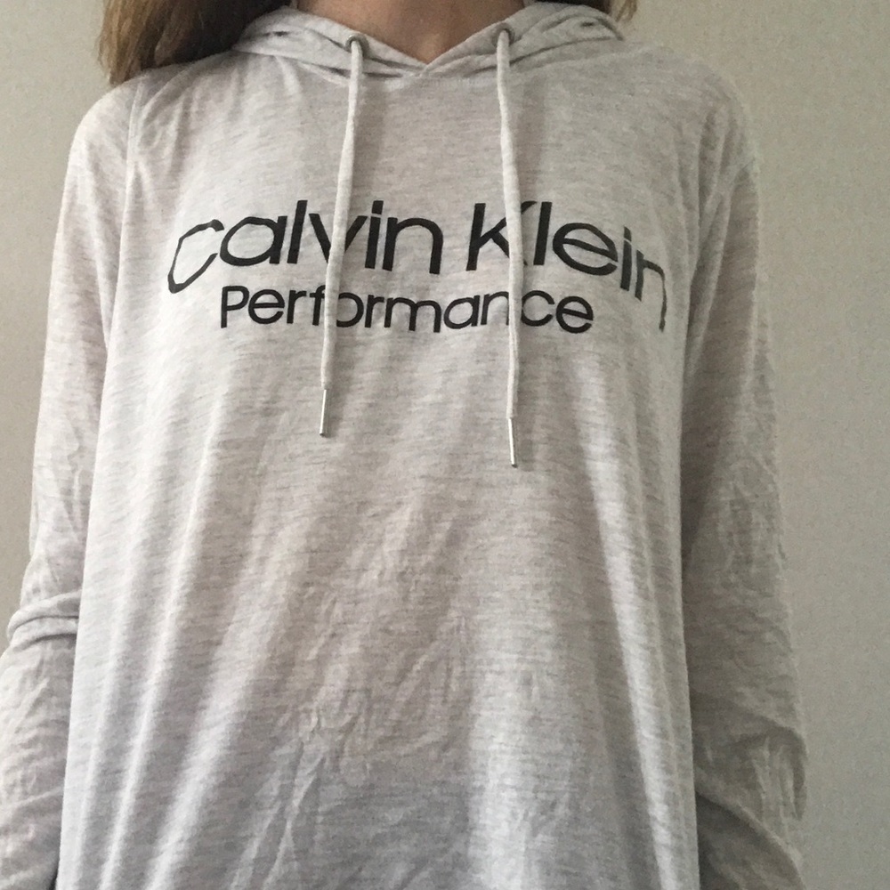 🤍Calvin Klein Light Gray athletic hoodie!🤍 SALE!